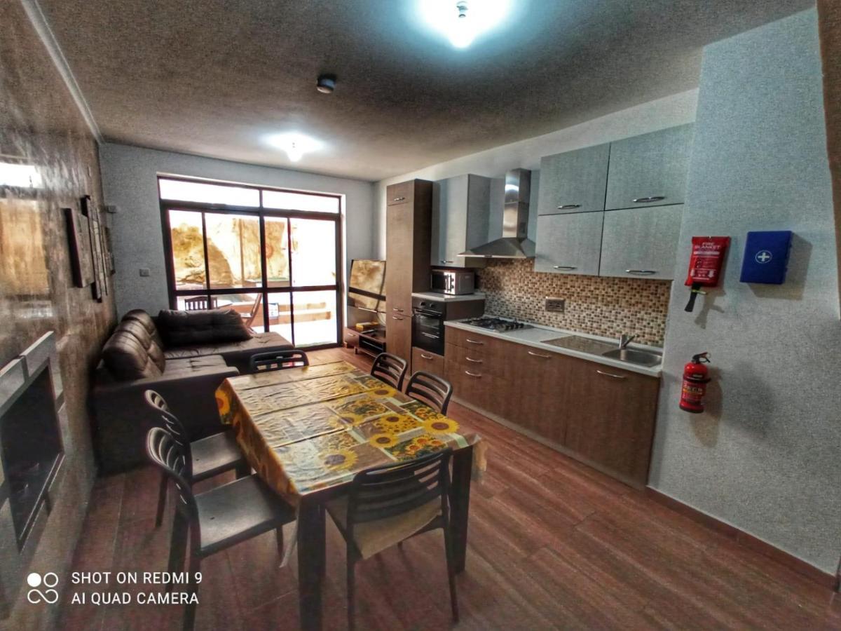 Town House With Private Pool In Village Centre Kalkara المظهر الخارجي الصورة