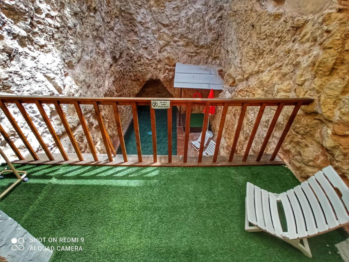 Town House With Private Pool In Village Centre Kalkara المظهر الخارجي الصورة